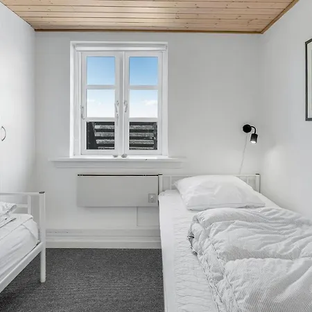 Holiday home 3 Bedroom Cozy In