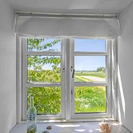 Holiday home 3 Bedroom Cozy In Klemensker